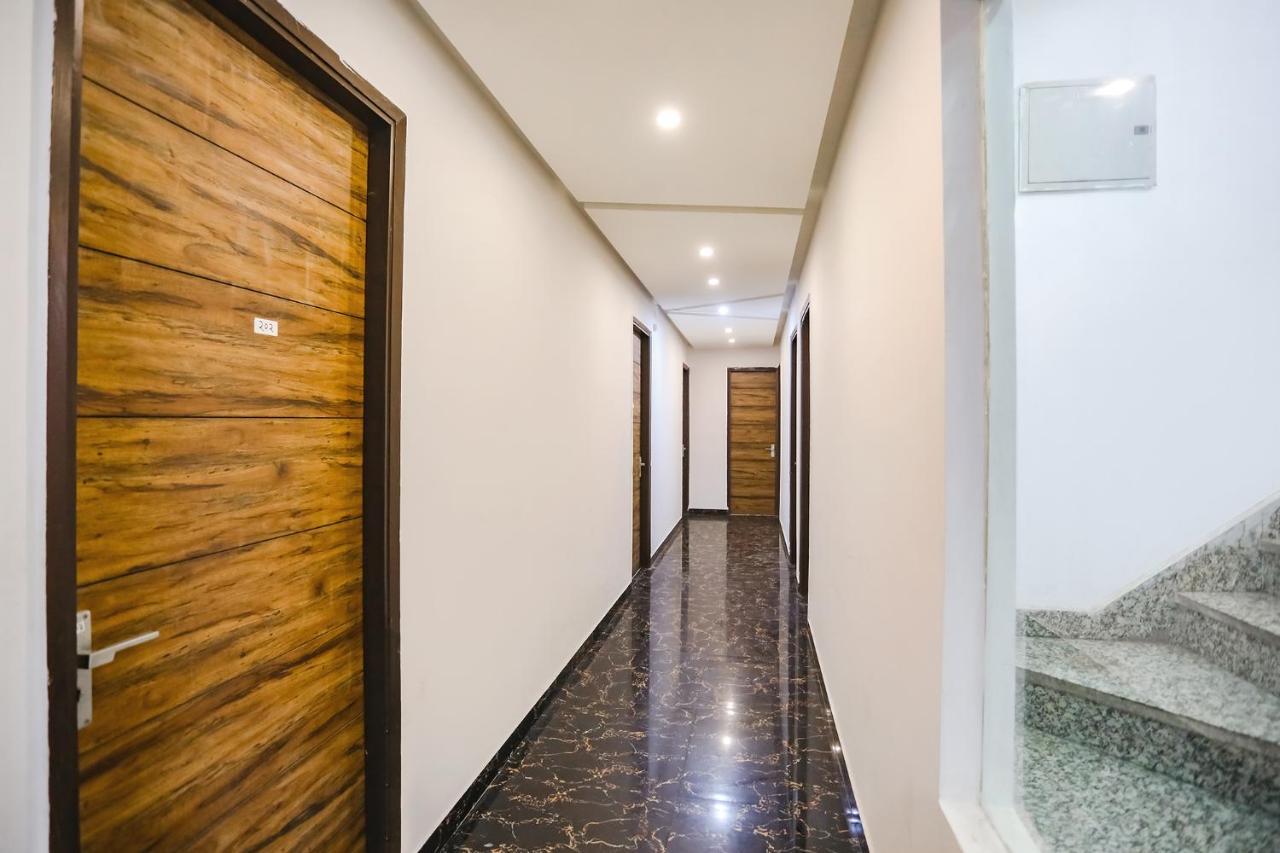 Fabhotel F9 Sector 19 Noida Exterior foto